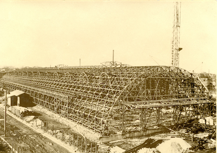 東京朝日新聞社（株）　羽田格納庫2