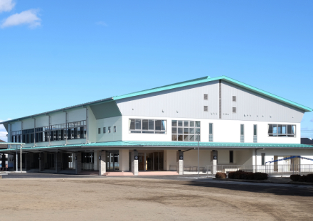 上三川町立上三川小学校体育館 外観