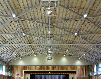 浜松市立浜名中学校体育館 内観