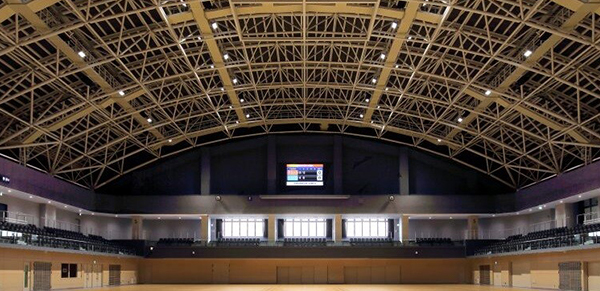 むつ市総合アリーナ（むつマエダアリーナ） 内観